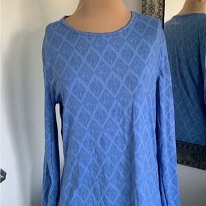 HANG TEN VINTAGE TEE SHIRT LONG SLEEVE SIZE LARGE HAS SMALL ZIPPER POCKET SIDE